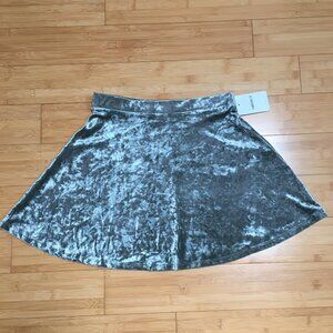 NWOT Forever 21 Crushed Velvet Skater Skirt